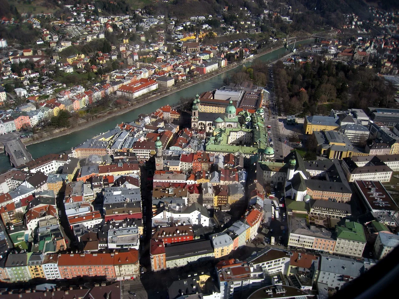 Innsbruck aus der Luft