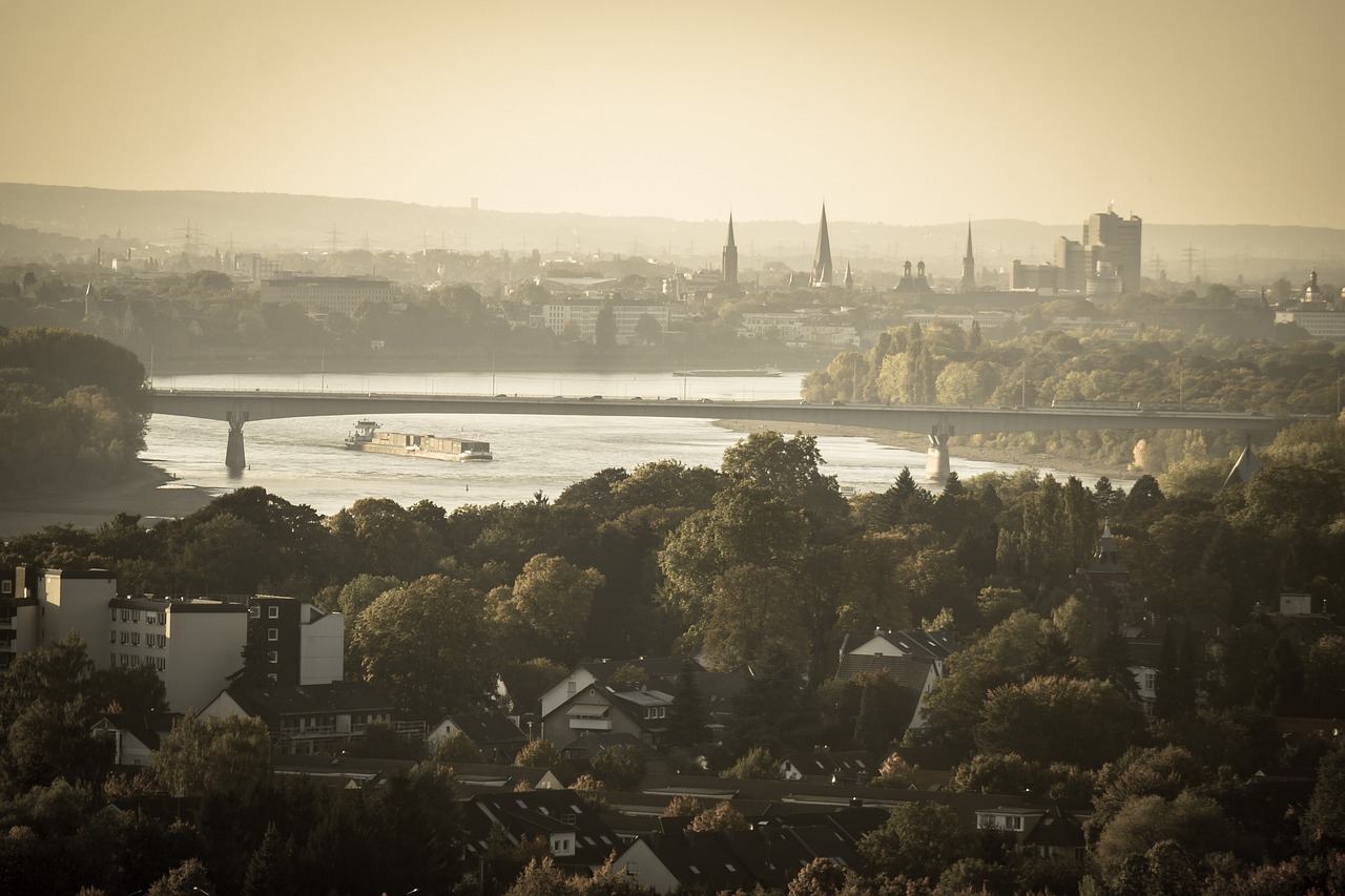 Rhein Brücke in Bonn