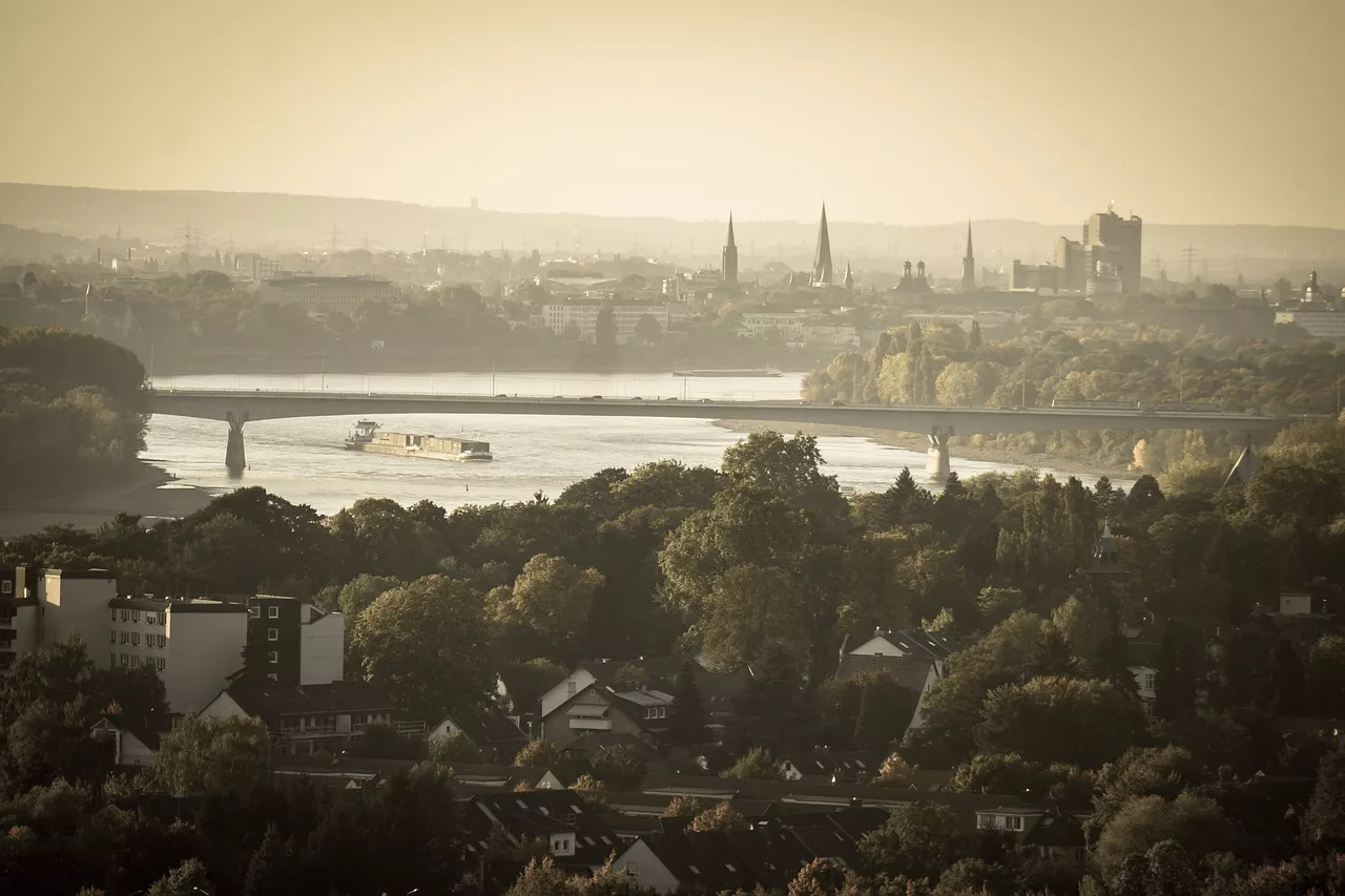 Rhein Brücke in Bonn