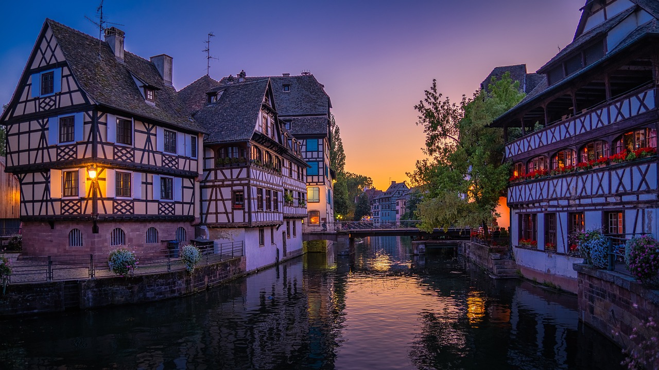 Straßburg bei Nacht